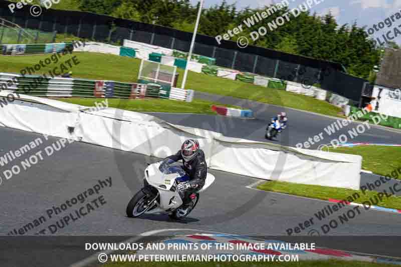 enduro digital images;event digital images;eventdigitalimages;mallory park;mallory park photographs;mallory park trackday;mallory park trackday photographs;no limits trackdays;peter wileman photography;racing digital images;trackday digital images;trackday photos